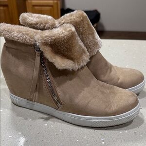 Thrasher Beige Faux Fur Wedge Sneakers